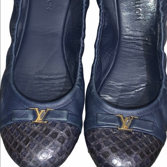 LOUIS VUITTON SNAKESKIN & LEATHER BALLERINA FLATS - Picture 2 of 8